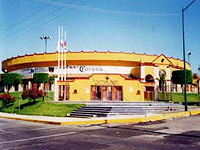 La actual plaza de la Angel�polis