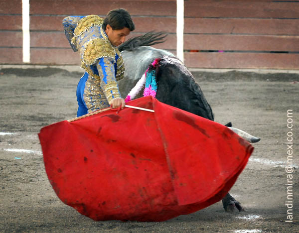 Sobre las rayas del tercio