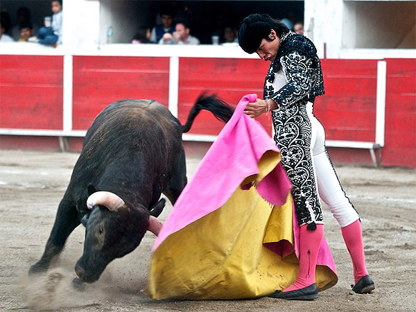 Ricardo Rivera, lanceando