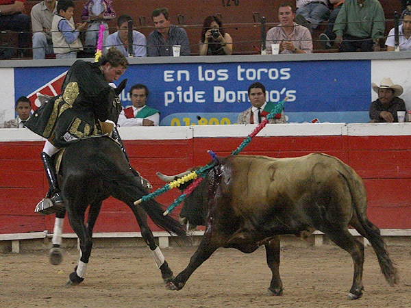 De costado va G�rate