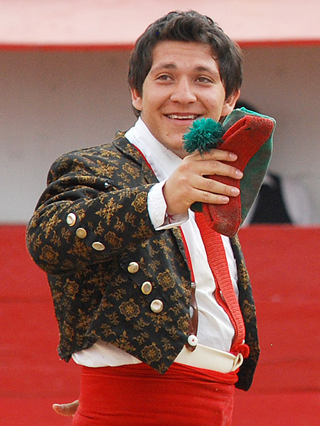 Carlos Tirado agradece