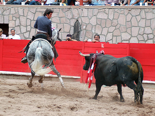 Excelso temple de Jos� Corral