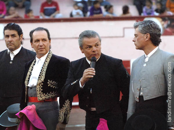 Pablo hizo la dedicatoria