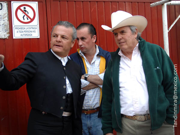 En el patio de cuadrillas