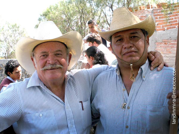 Dos alegres compadres