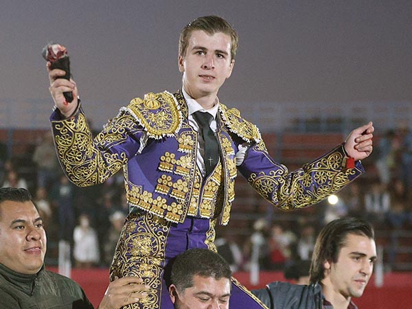 Exitoso debut de Andr�s