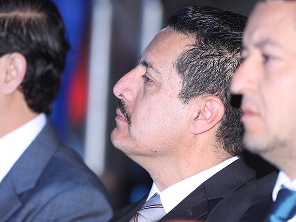 El alcalde, Jos� �lvarez