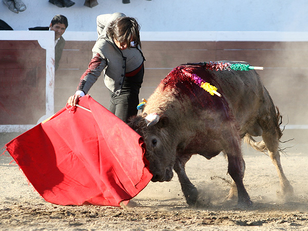 Jos� Rub�n Arroyo cort� una oreja