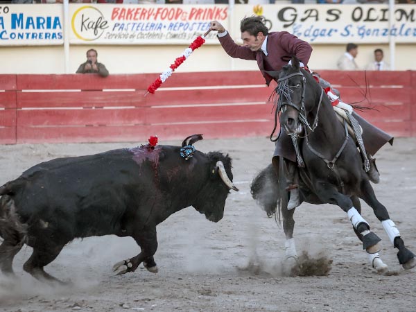 Banderilla en los medios