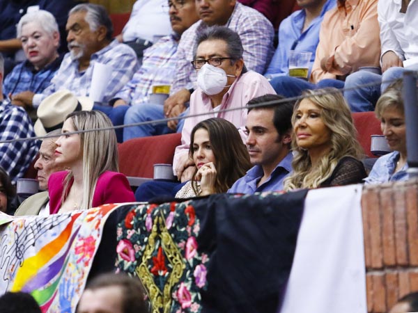 Jos� Mauricio en primera fila