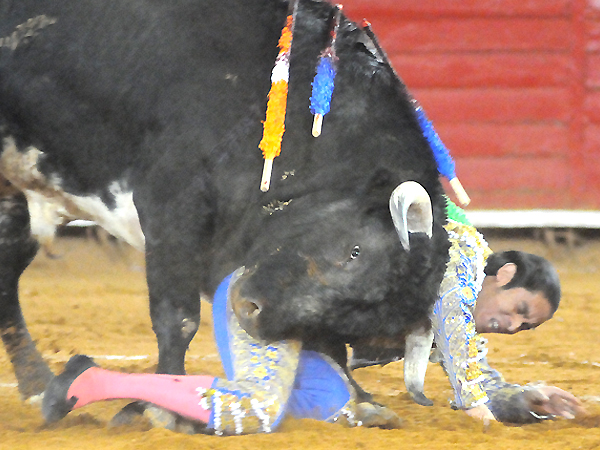 Milagrosamente se  salv� (T.A)