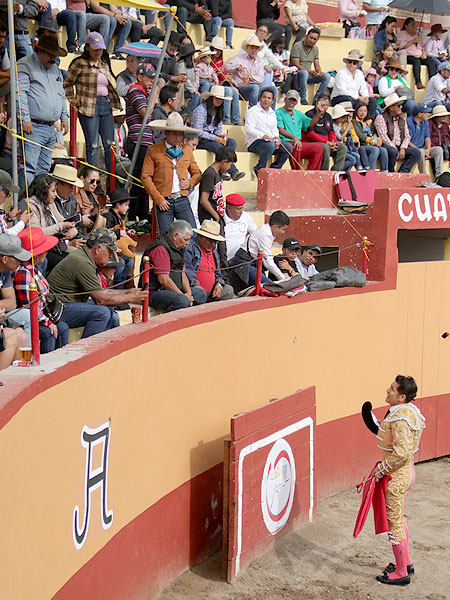 Brindis al alcalde Gustavo Parada
