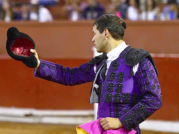 Desmonterado en el tercio