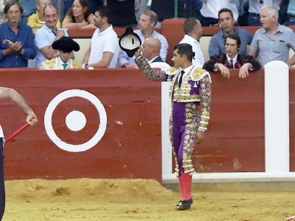 Recogiendo la ovaci�n