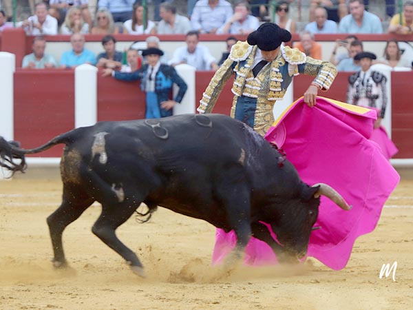 Las chicuelinas extreme�as