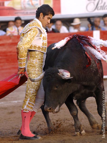 Soberbio cambio de mano