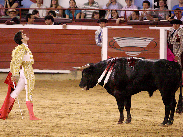 Con gran ambiente en el tendido