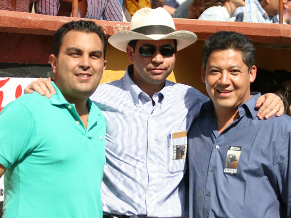 El empresario y amigos