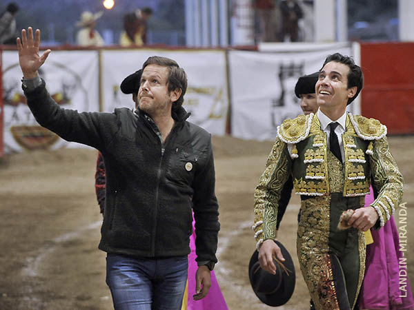 P�rez Salazar y Mauricio en vuelta