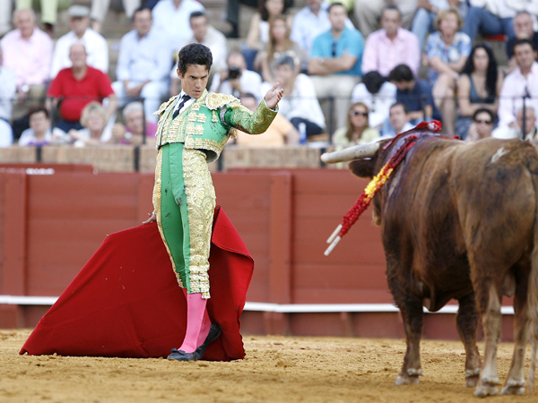 Dej�ndose ver con torer�a