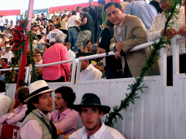 Empresa y  Presidente Municipal