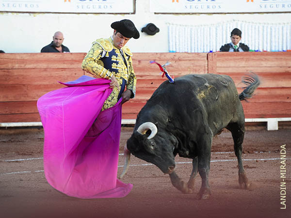 Rivera abre el festejo