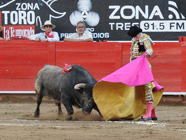 Sald�var con su primero