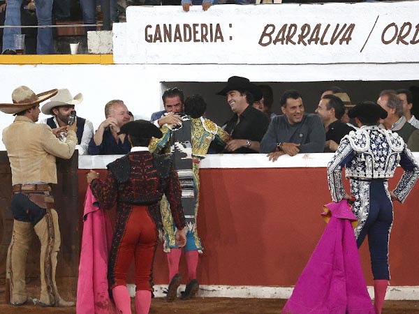 Enhorabuenas a los criadores