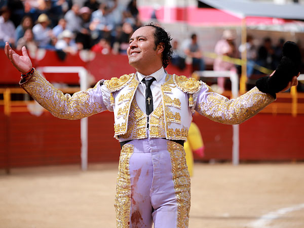 La espada le privo de los trofeos