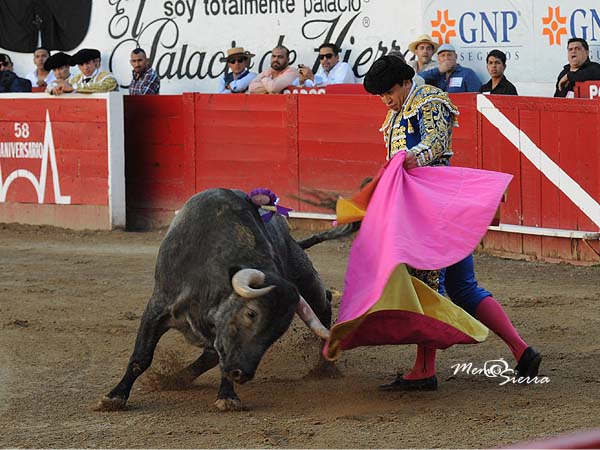 Antonio abre el festejo