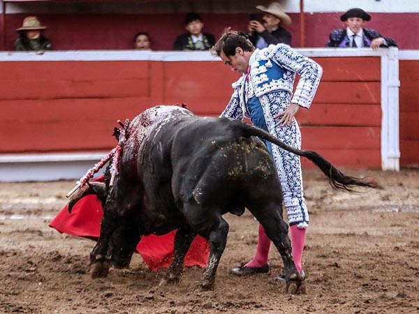 Por el pit�n derecho