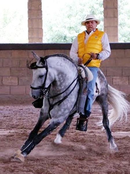 Ensayando al carbonero