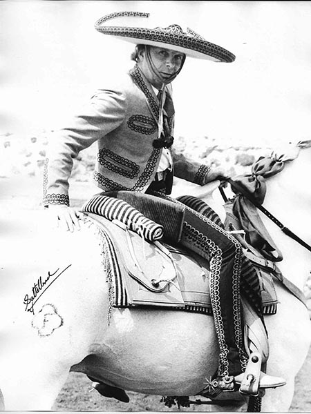 Charro en la lente de Saltillense