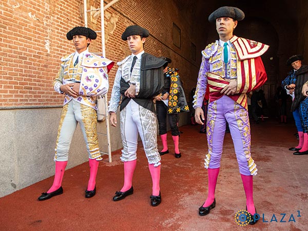 La tercia de apertura en otoo