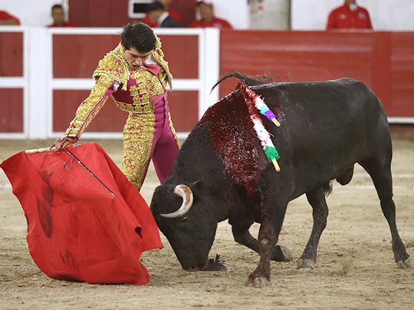 Acompasada inspiracin