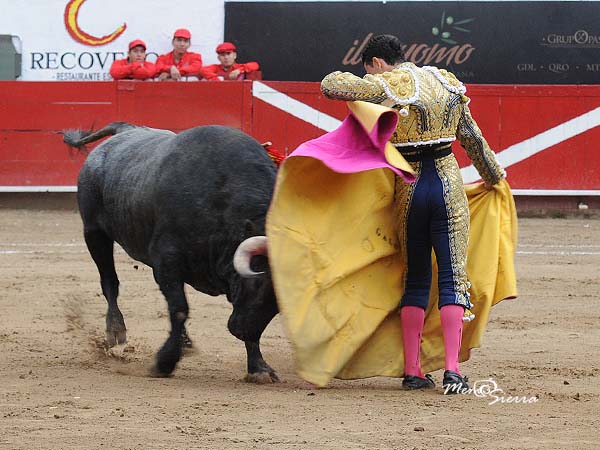 Por chicuelinas en el quite