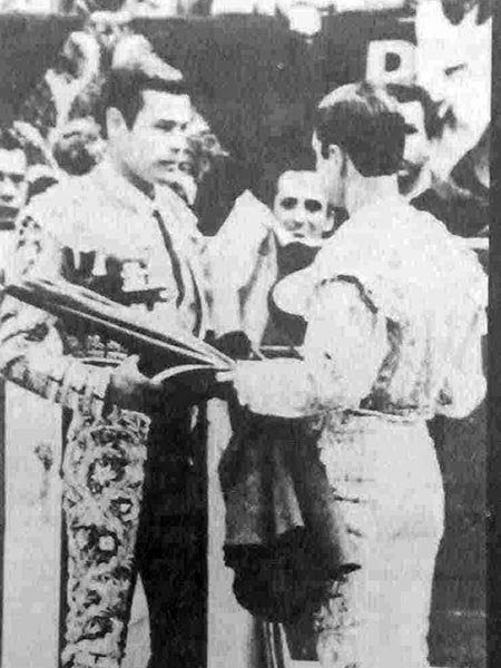 Dos alternativas en su haber