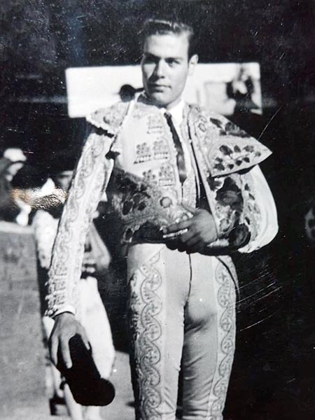 Largo porvenir del torero