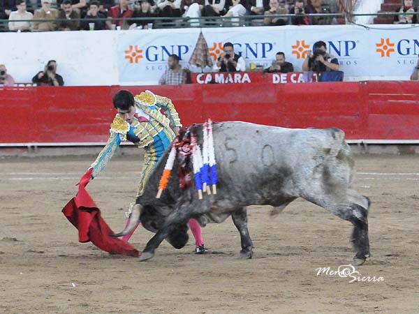 Isaac le busc� las vueltas