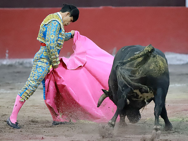 Castaeda lanceando con calidad