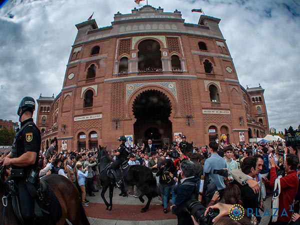 Da especial en la plaza de Madrid