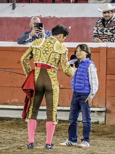 Brindis al pequeo Santi