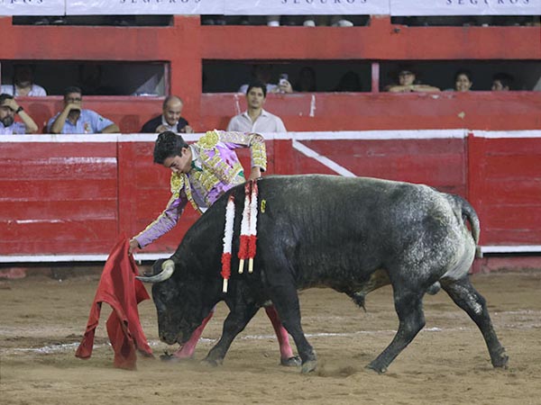 Acudi al engao con temple