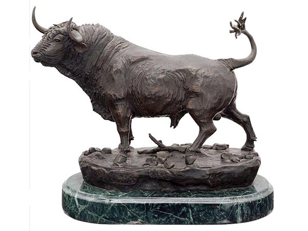 No. 162, Emilio Fuentes, bronce