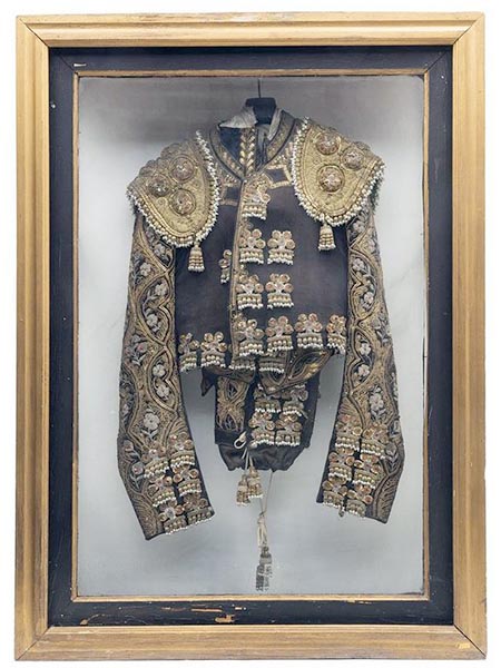 No. 116, Traje de luces de Jess Solrzano