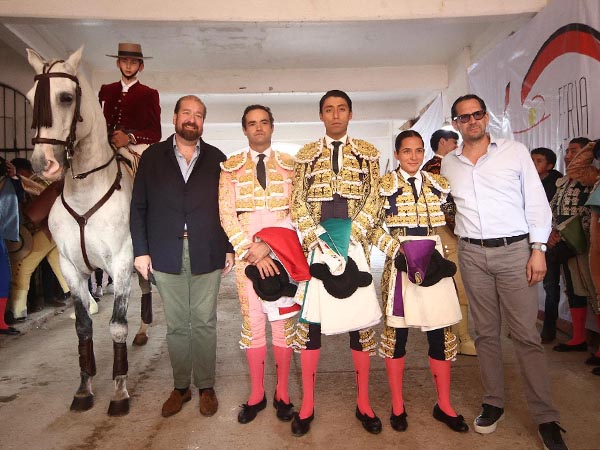 Protagonistas del final de feria