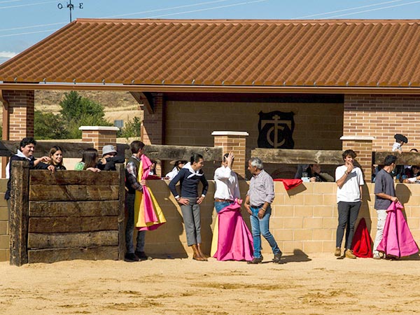 Oporunidad de asistentes de echar la capa