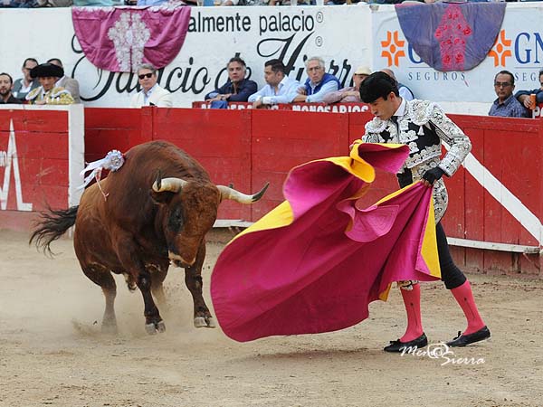 Talavante con su segundo