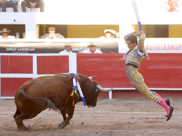 Espectacular en banderillas