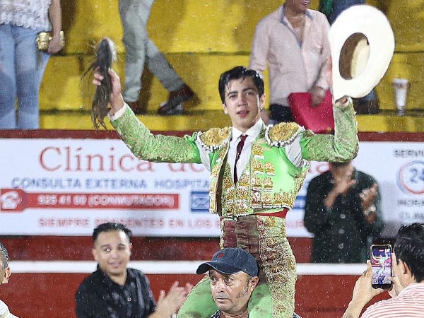 Insólito indulto de Marco Pérez en Mérida